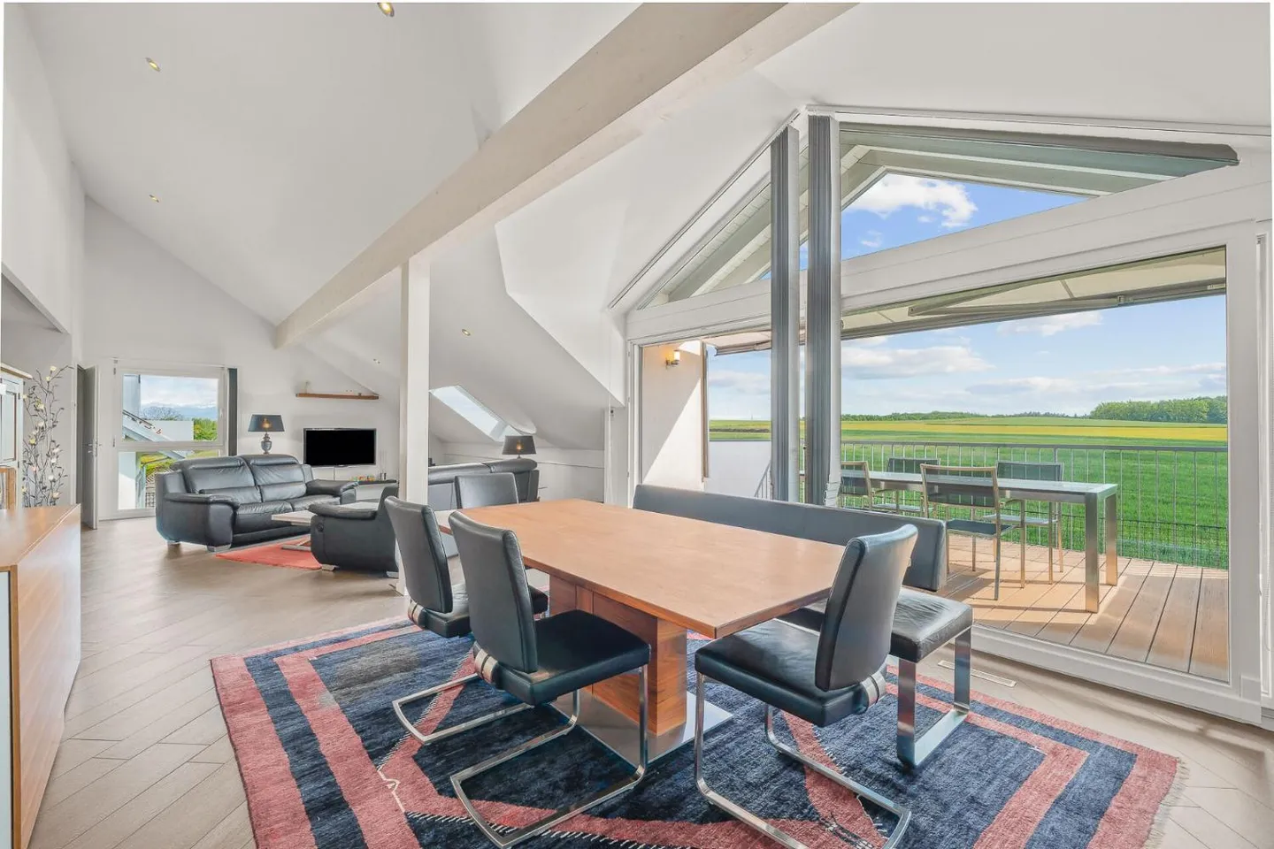 Wunderschöne MINERGIE-Penthouse mit 5,5 Zimmern 3 Minuten von Nyon - Foto 3 von 9