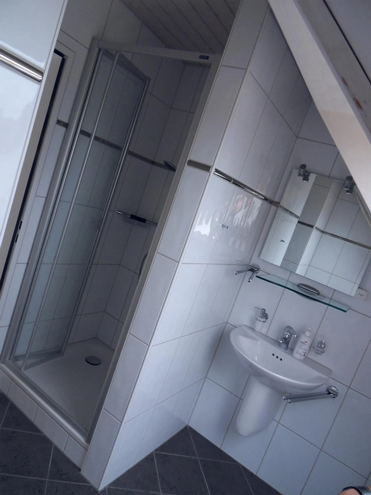 Exklusive 5.5 Zimmer Dachwohnung in Wetzikon-Kempten - Foto 9 von 14