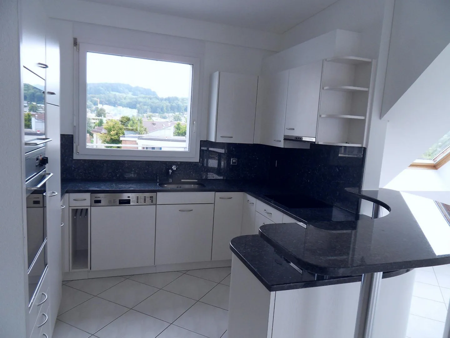 Exklusive 5.5 Zimmer Dachwohnung in Wetzikon-Kempten - Foto 4 von 14