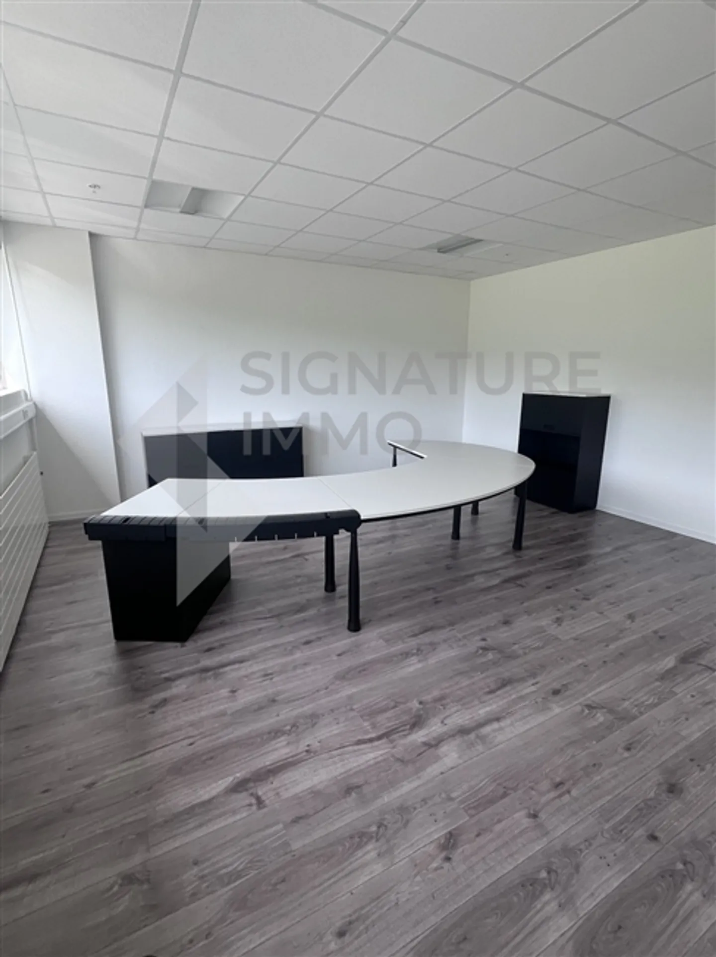 For rent - Rarely on the market multipurpose commercial space of 594 m² - Photo 11 of 13