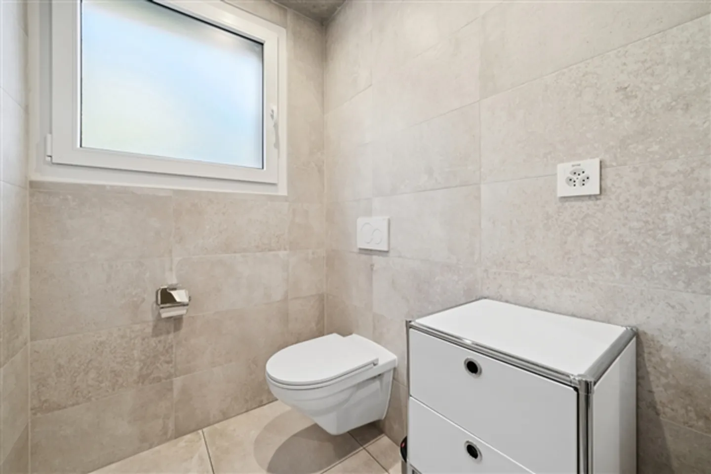 EN EXCLUSIVITE - Surface administrative en périphérie de Fribourg - Photo 8 sur 9