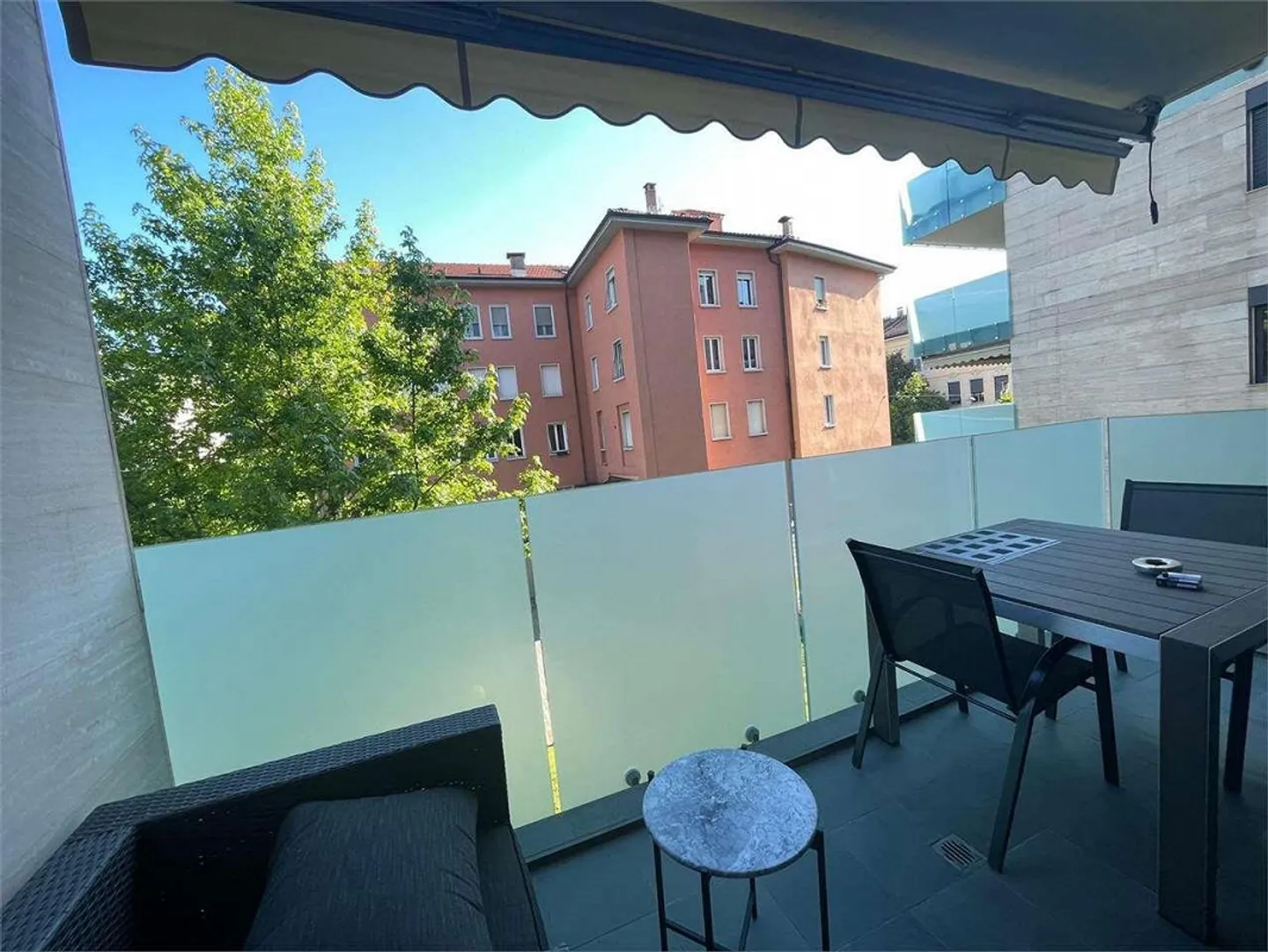 Molino Nuovo, elegant 3.5 furnished apartment with terrace - Photo 7 of 10