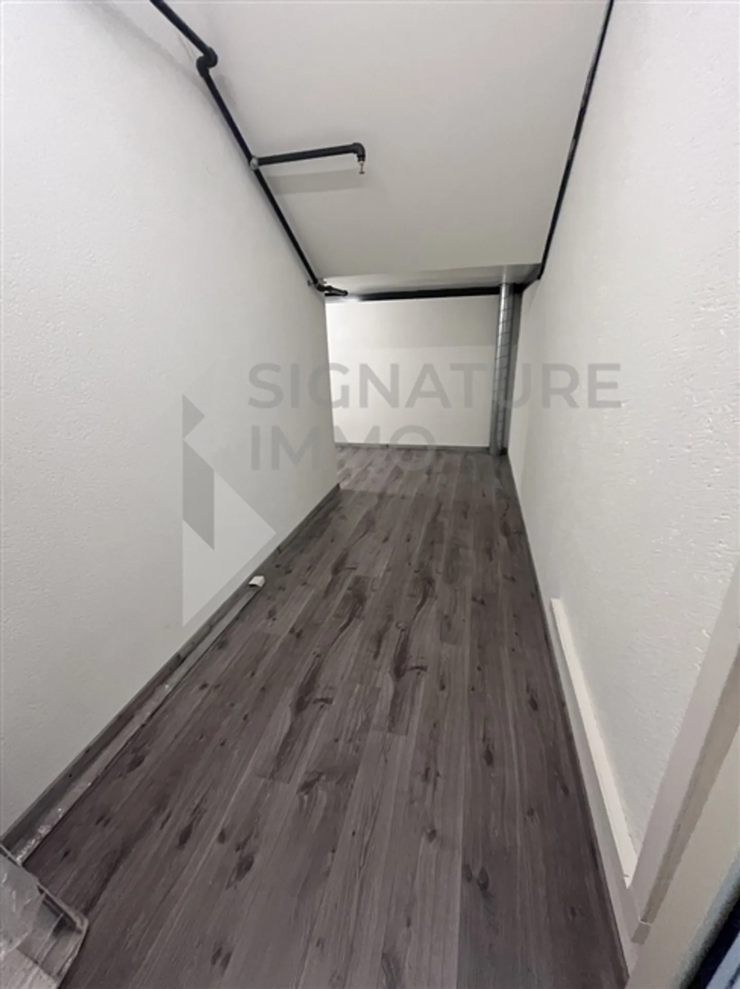 For rent - Rarely on the market multipurpose commercial space of 594 m² - Photo 7 of 13