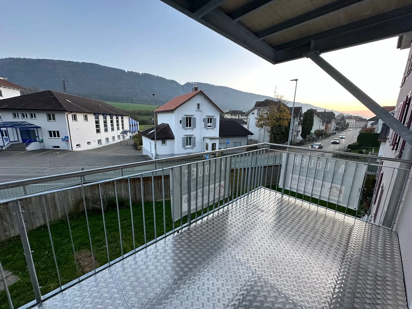 Charmantes Apartment mit Balkon - Foto 8 von 8