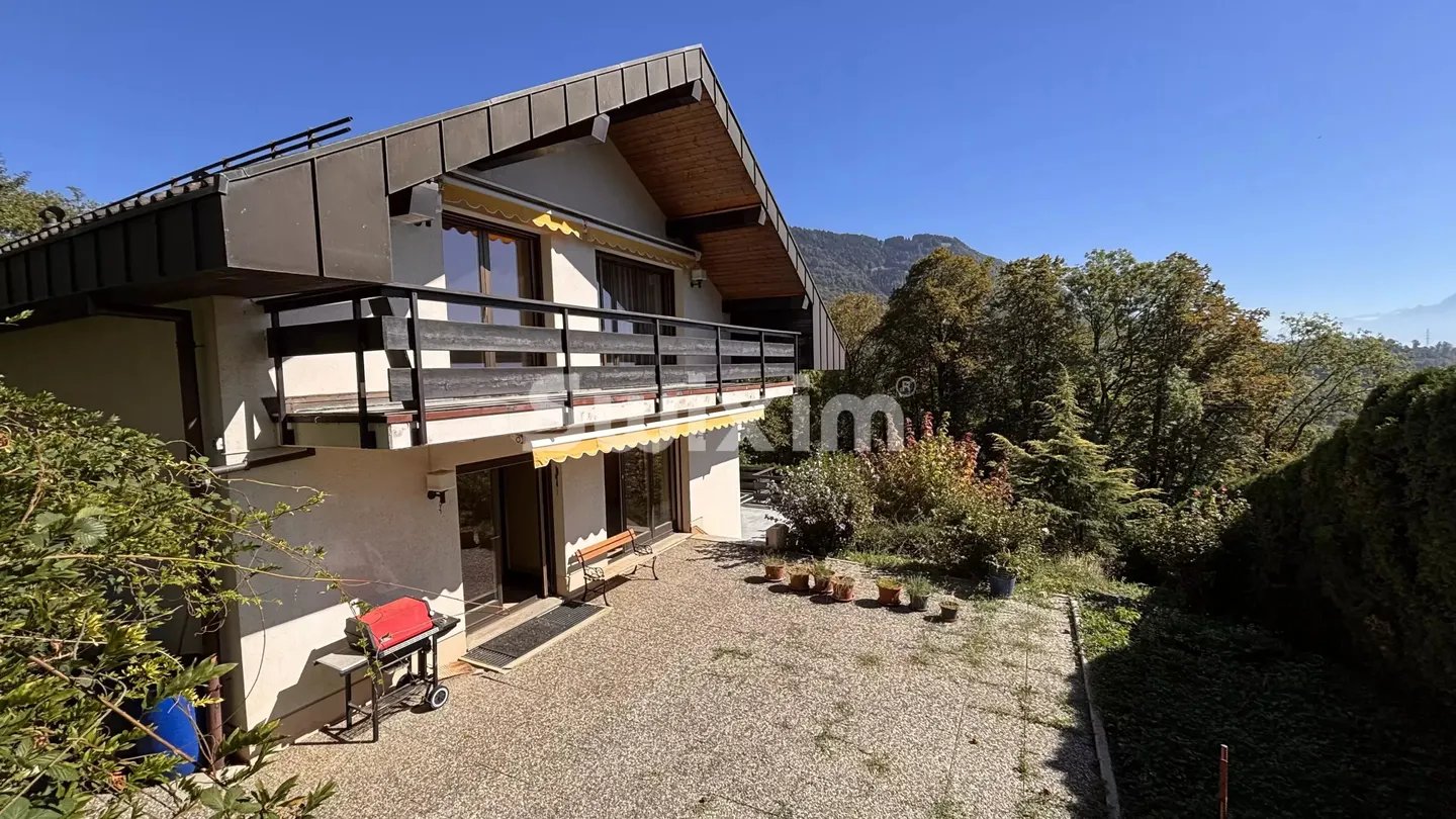 Charmantes Familienhaus mit Seeblick - Foto 2 von 10