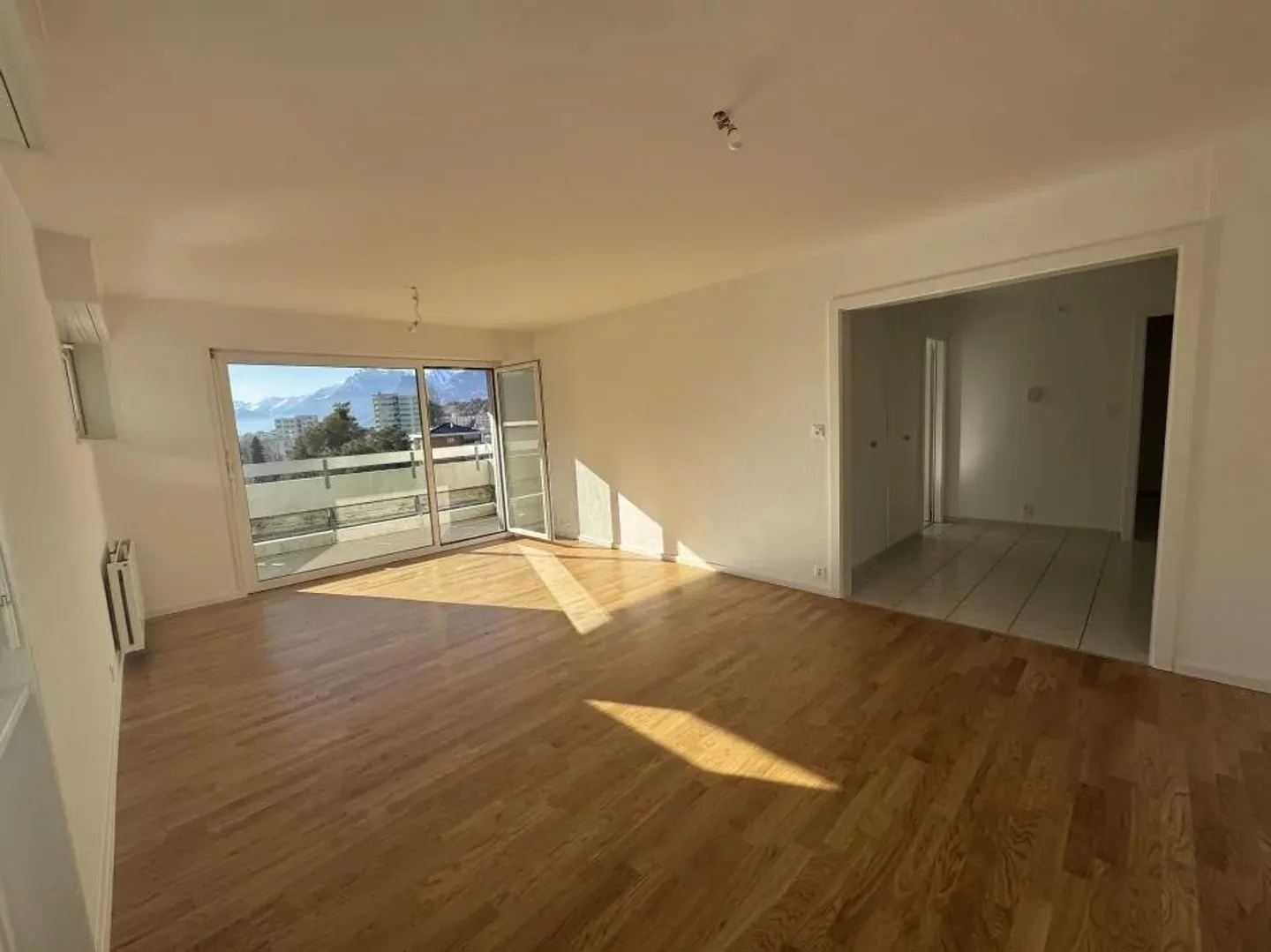 Appartement de 4.5 pièces lumineux - Photo 1 sur 14