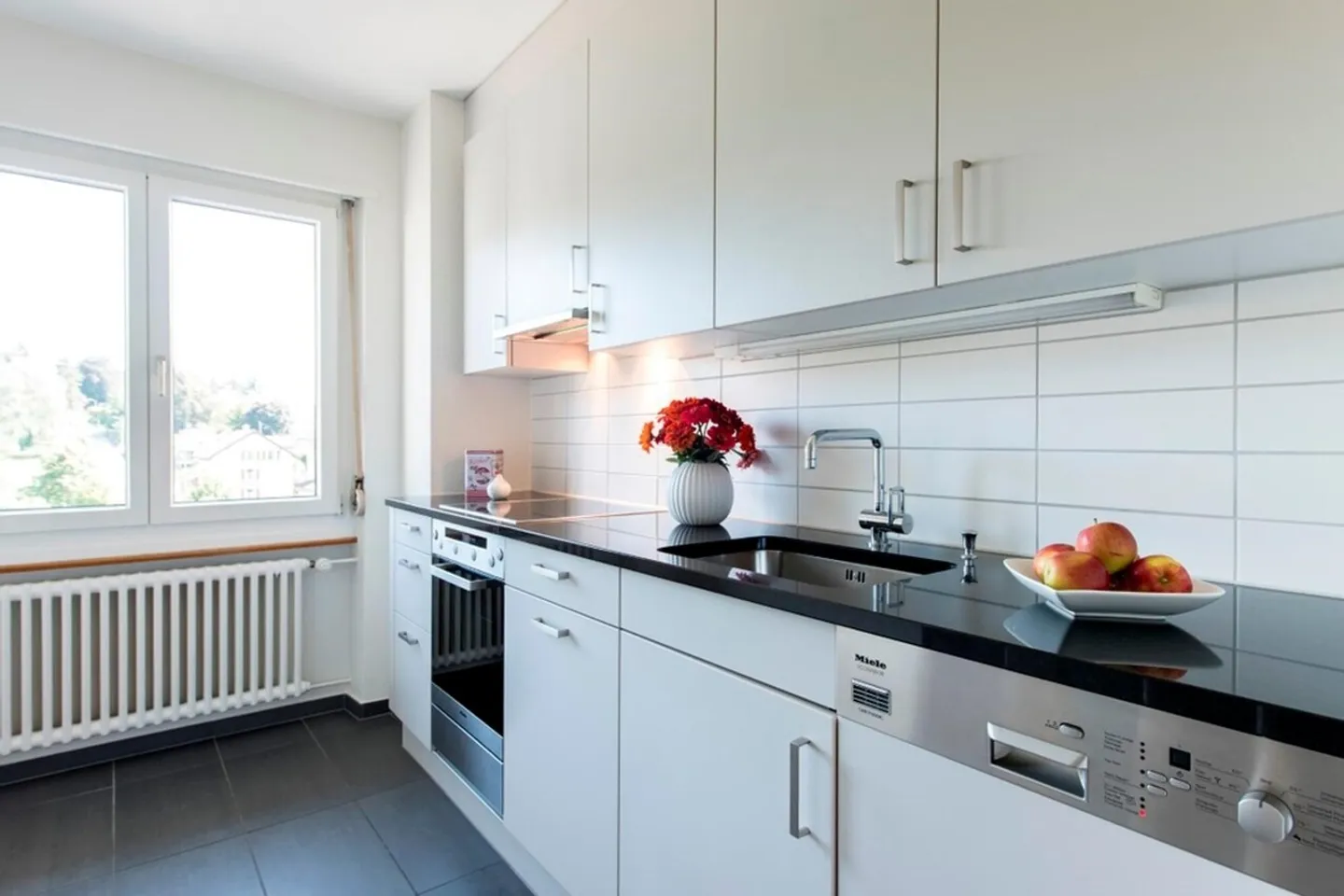 Helle Wohnung in zentraler Lage - Foto 2 von 5