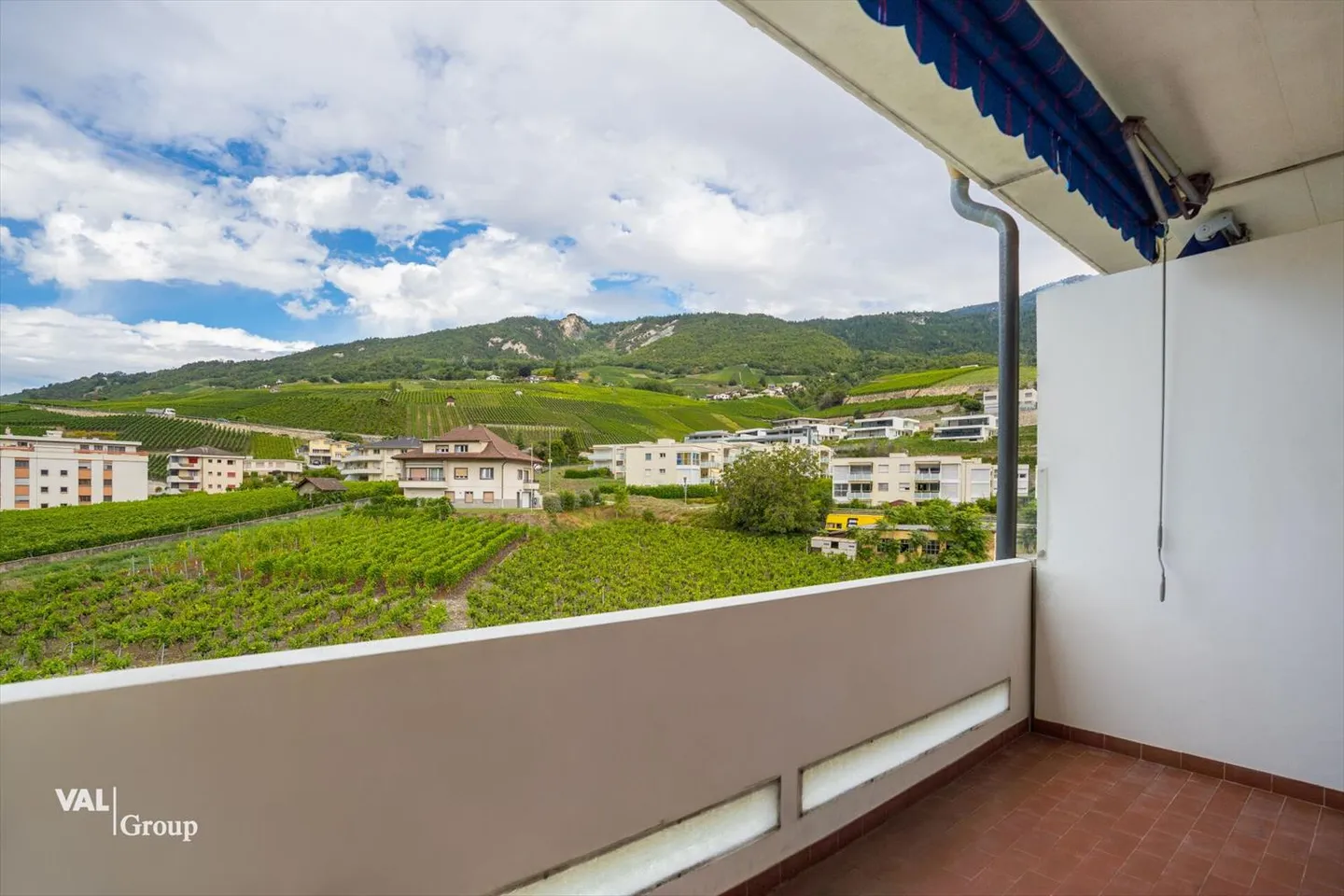 Charmant et rénové, au pays du soleil - Photo 2 sur 12