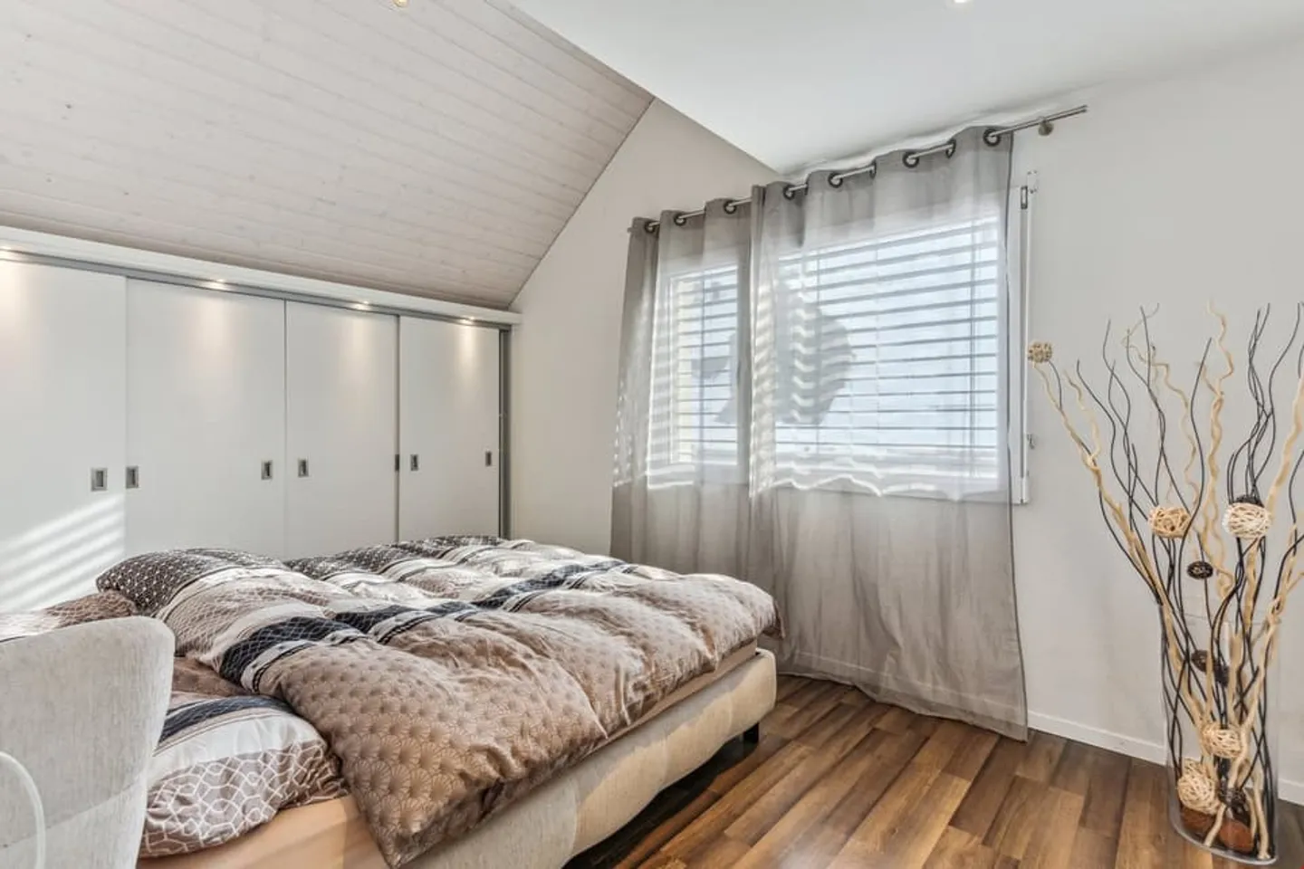 Modern 3.5 Room Apartment - Photo 4 of 5