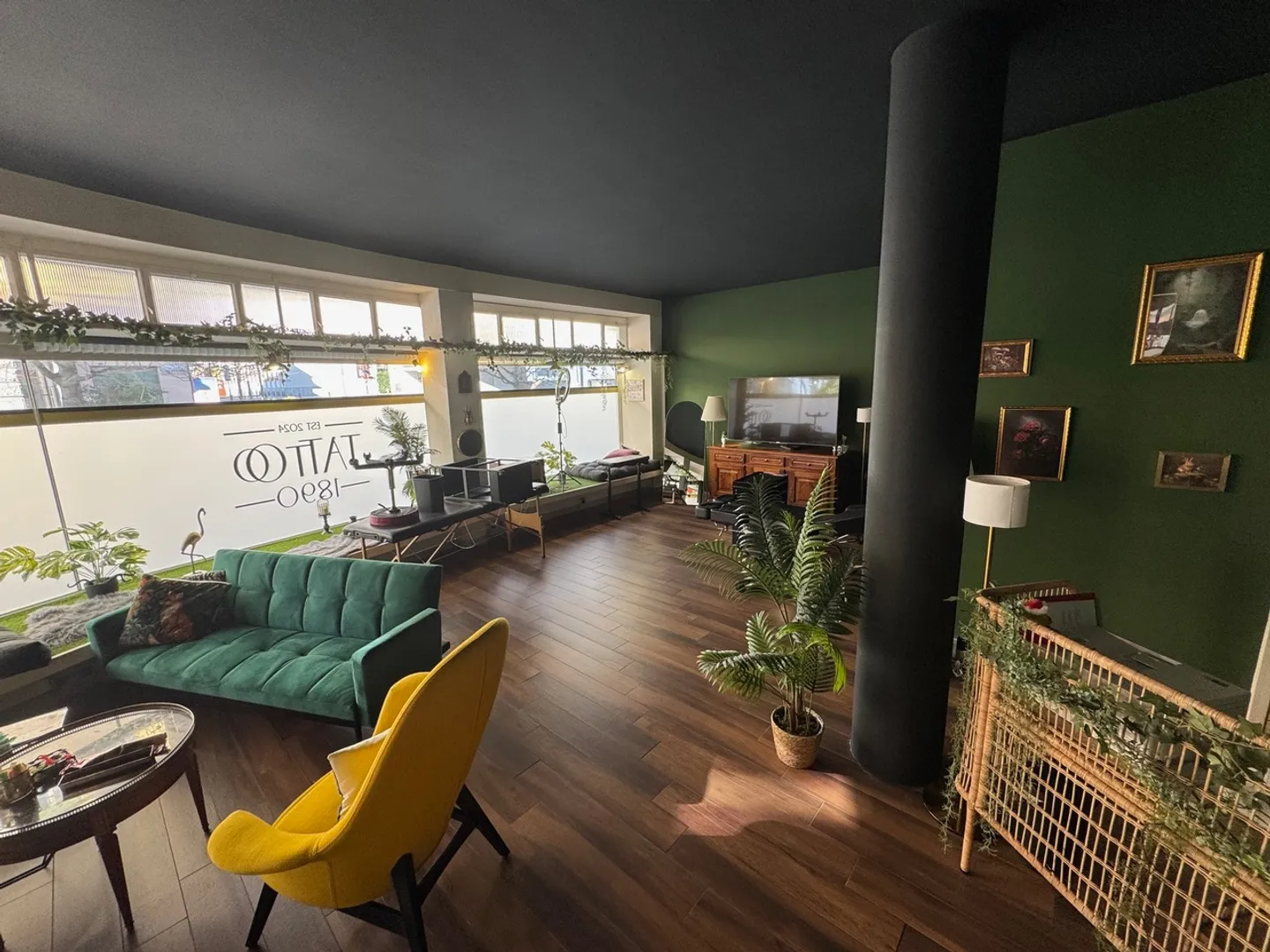 IDEALE LAGE - GEWERBLICHER RAUM - Foto 3 von 8