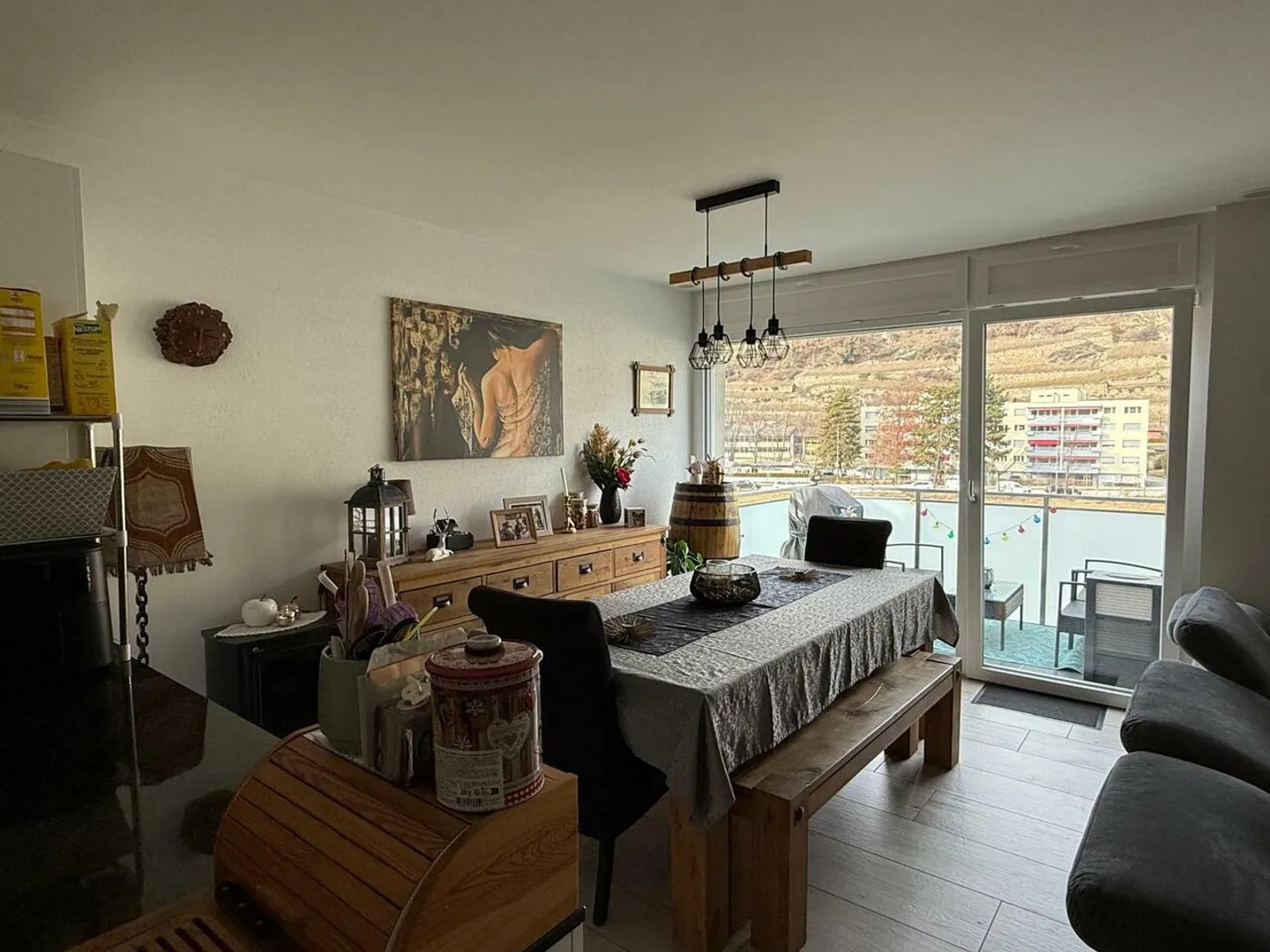 Appartement moderne avec vue imprenable sur les montagnes à Sion - Photo 2 sur 9