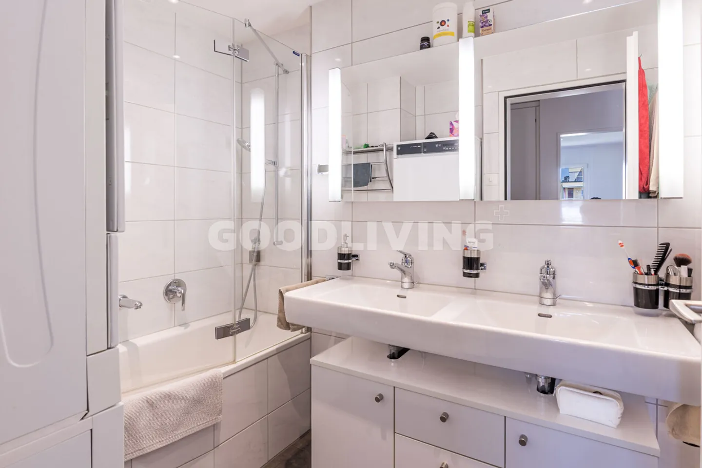 Modernes Apartment mit atemberaubendem Blick - Foto 7 von 7