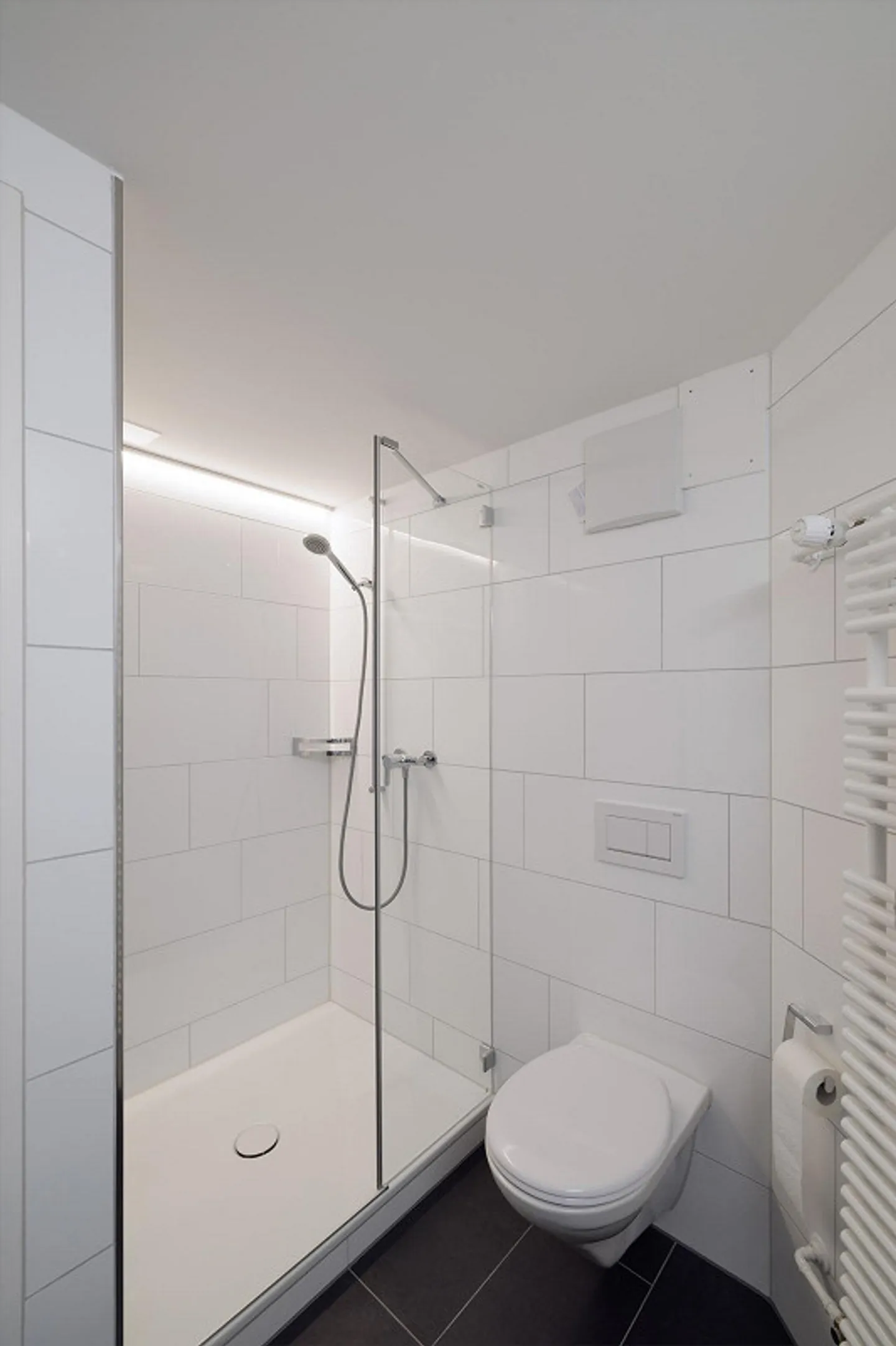Appartement moderne avec piscine commune ! - Photo 6 sur 10