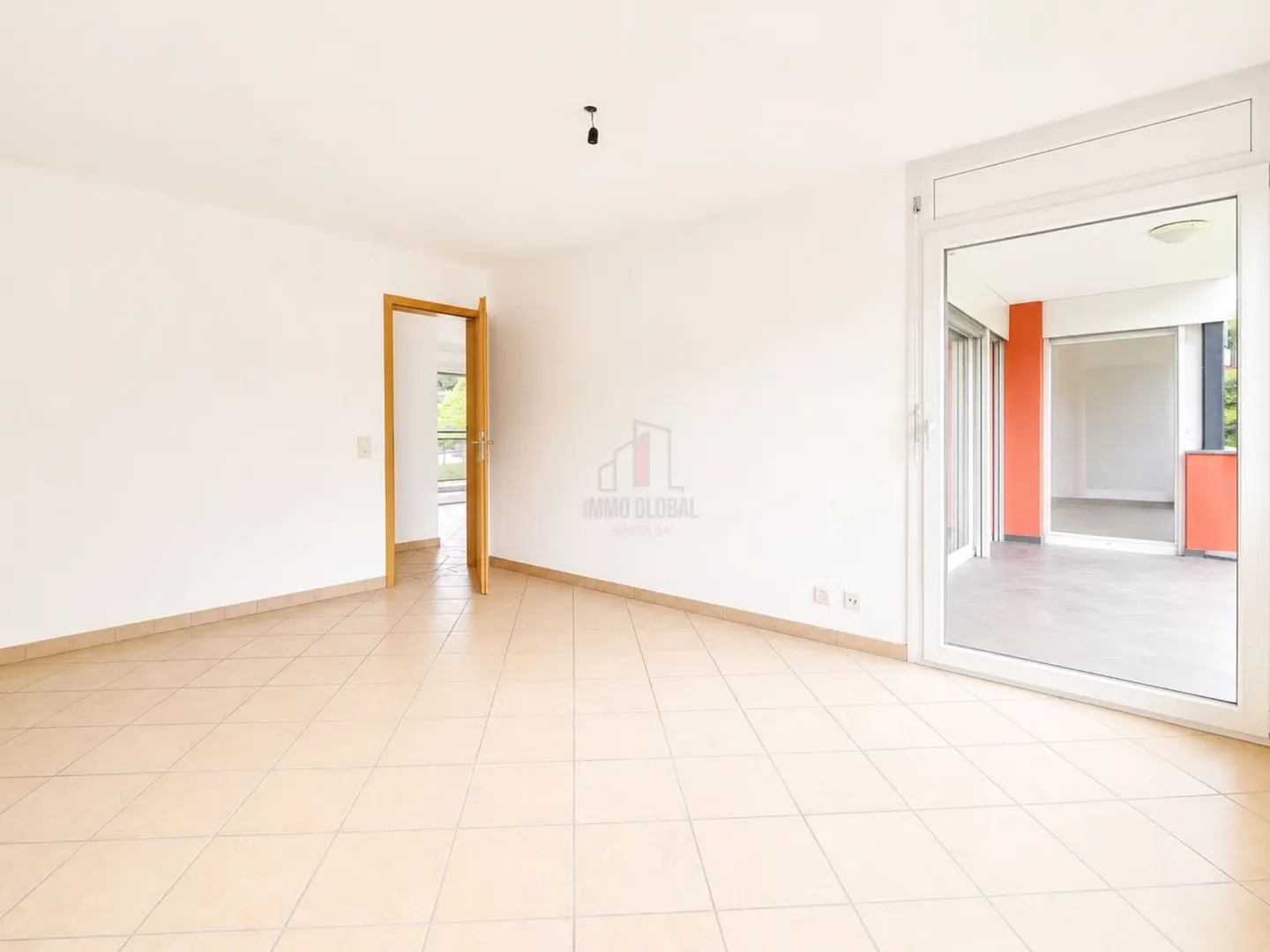 PRACHTVOLLE VIER-ZIMMER-WOHNUNG IM GRÜNEN - Foto 4 von 9
