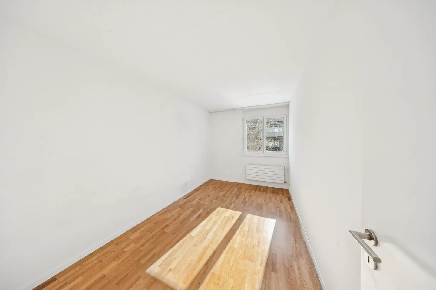 Appartamento al piano terra di 3,5 locali con disposizione ottimale degli spazi - Foto 5 di 8