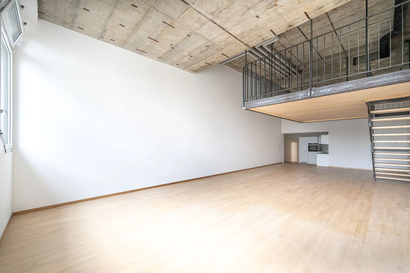 Appartamento Loft Industriale in Affitto Direttamente al Lago - Foto 3 di 6