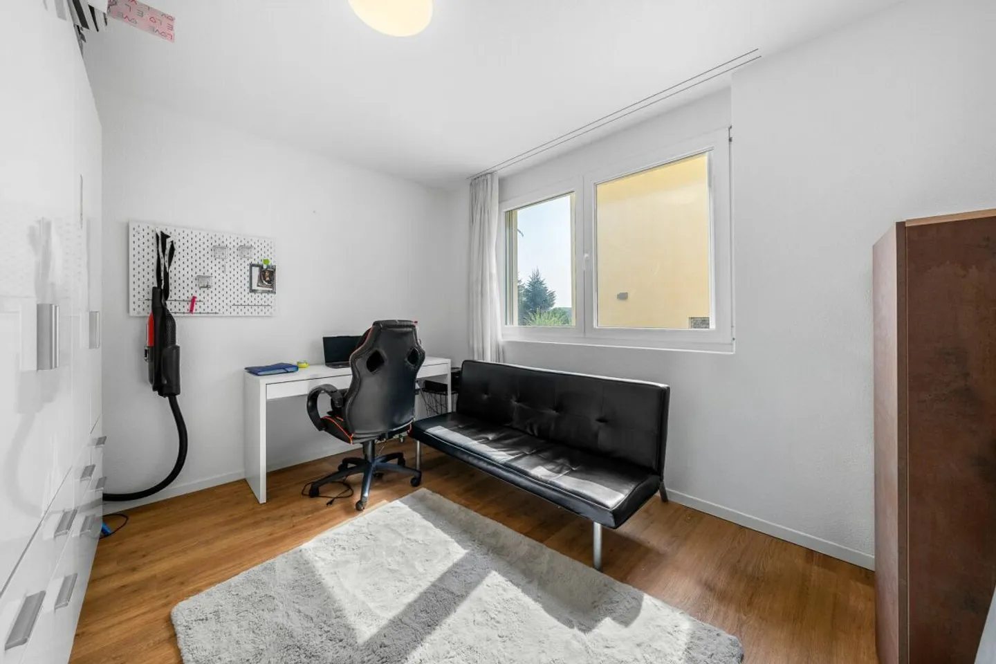 Maison double familiale de 6,5 pièces avec appartement séparé de 3,5 pièces dans les combles - Photo 4 sur 28