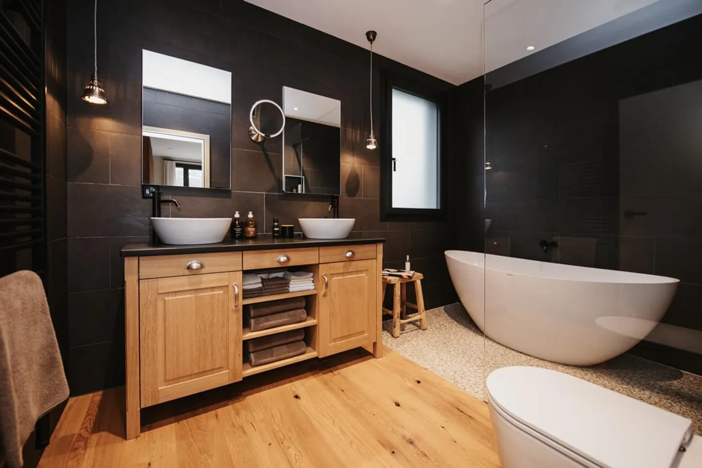 Maison de campagne exclusive avec intimité, beaucoup de terrain et vue dégagée - Photo 7 sur 12