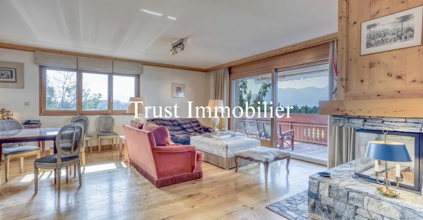 5006. 5.5-room apartment in a privileged setting in Crans - Photo 5 of 12