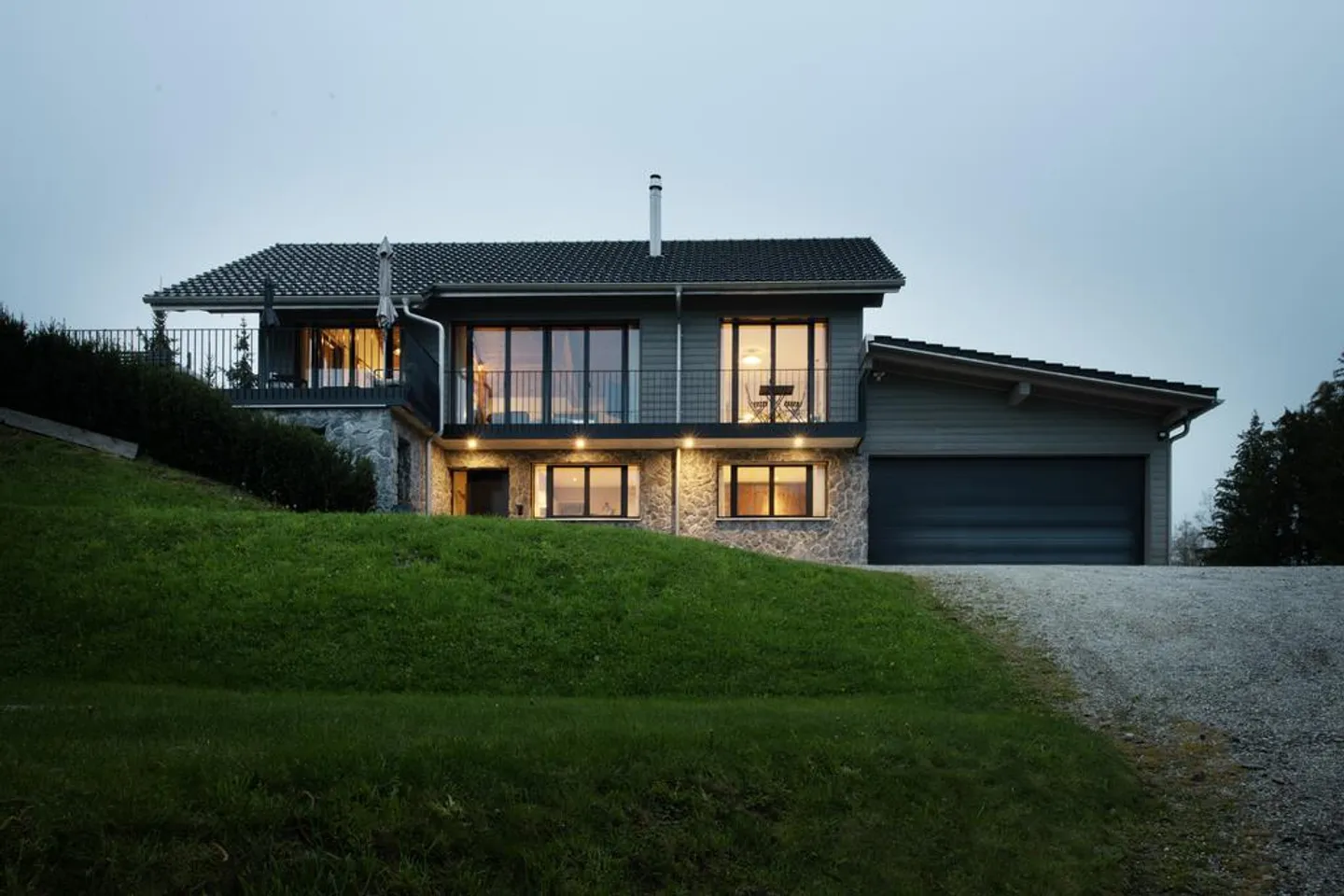 Maison de campagne exclusive avec intimité, beaucoup de terrain et vue dégagée - Photo 10 sur 12