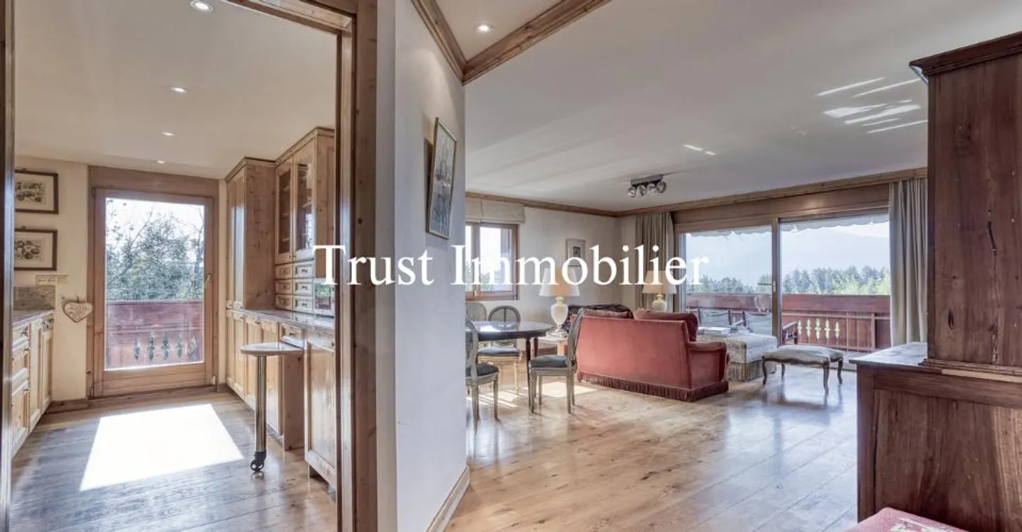 5006. 5.5-room apartment in a privileged setting in Crans - Photo 4 of 12