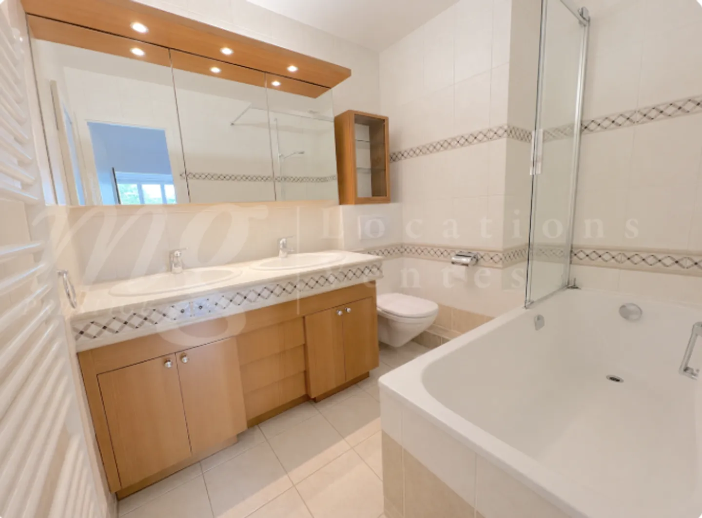 Duplex mit Seesicht und Balkon - Foto 9 von 12