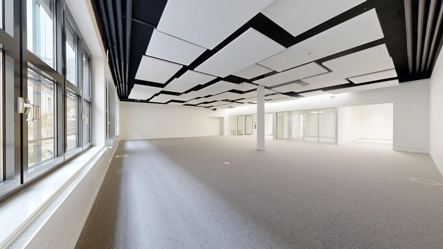 Opportunité! Vos futurs bureaux à Saint-François - Photo 3 sur 11