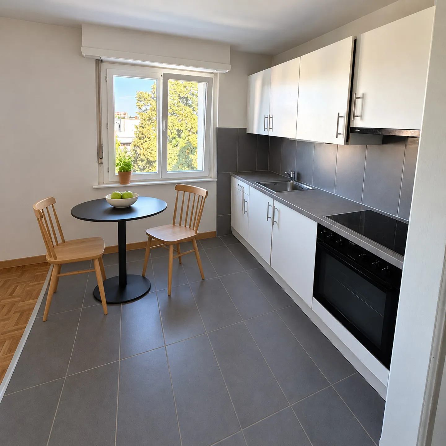 Charming Studio Apartment - Photo 2 of 4