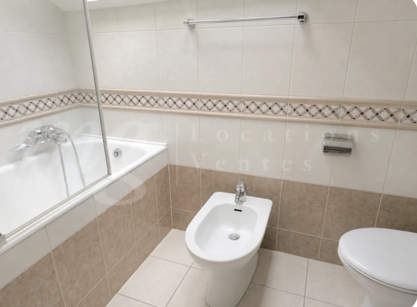 Duplex mit Seesicht und Balkon - Foto 11 von 12