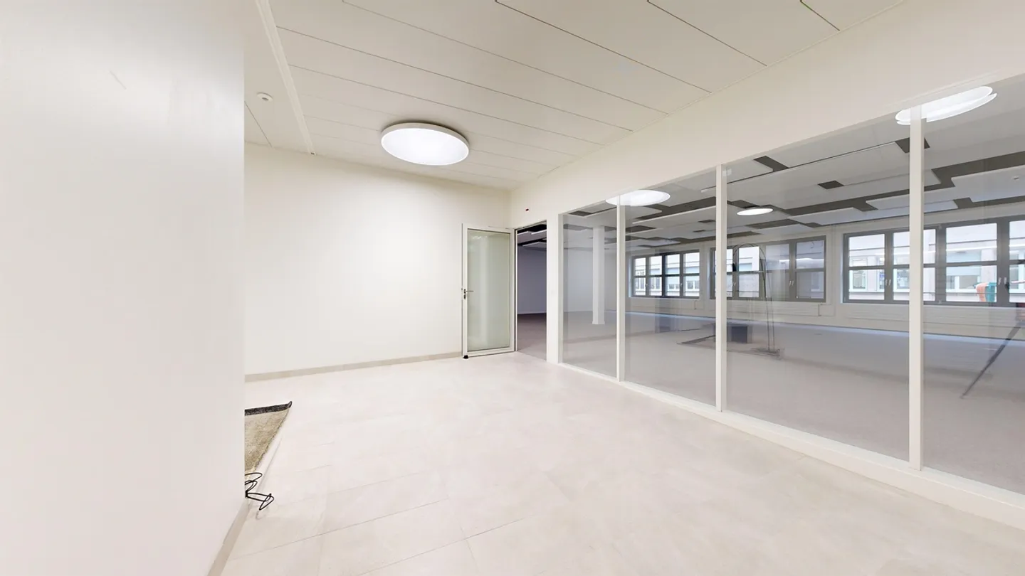 Opportunité! Vos futurs bureaux à Saint-François - Photo 6 sur 11