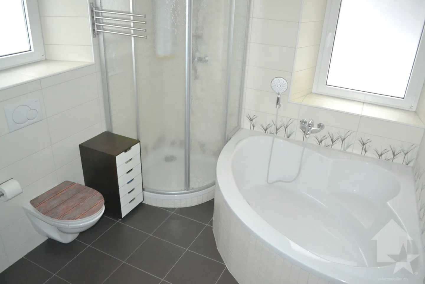 Bella casa di villaggio ristrutturata con gusto di 5,5 stanze su 2 piani - Foto 19 di 30