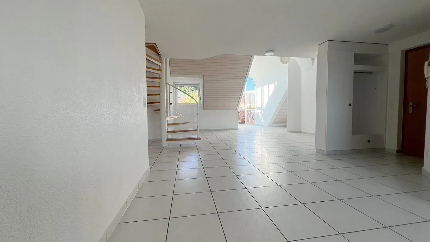 5½-Pièces Maisonette à Aarwangen – Vie Élégante avec Jardin d'Hiver - Photo 2 sur 11