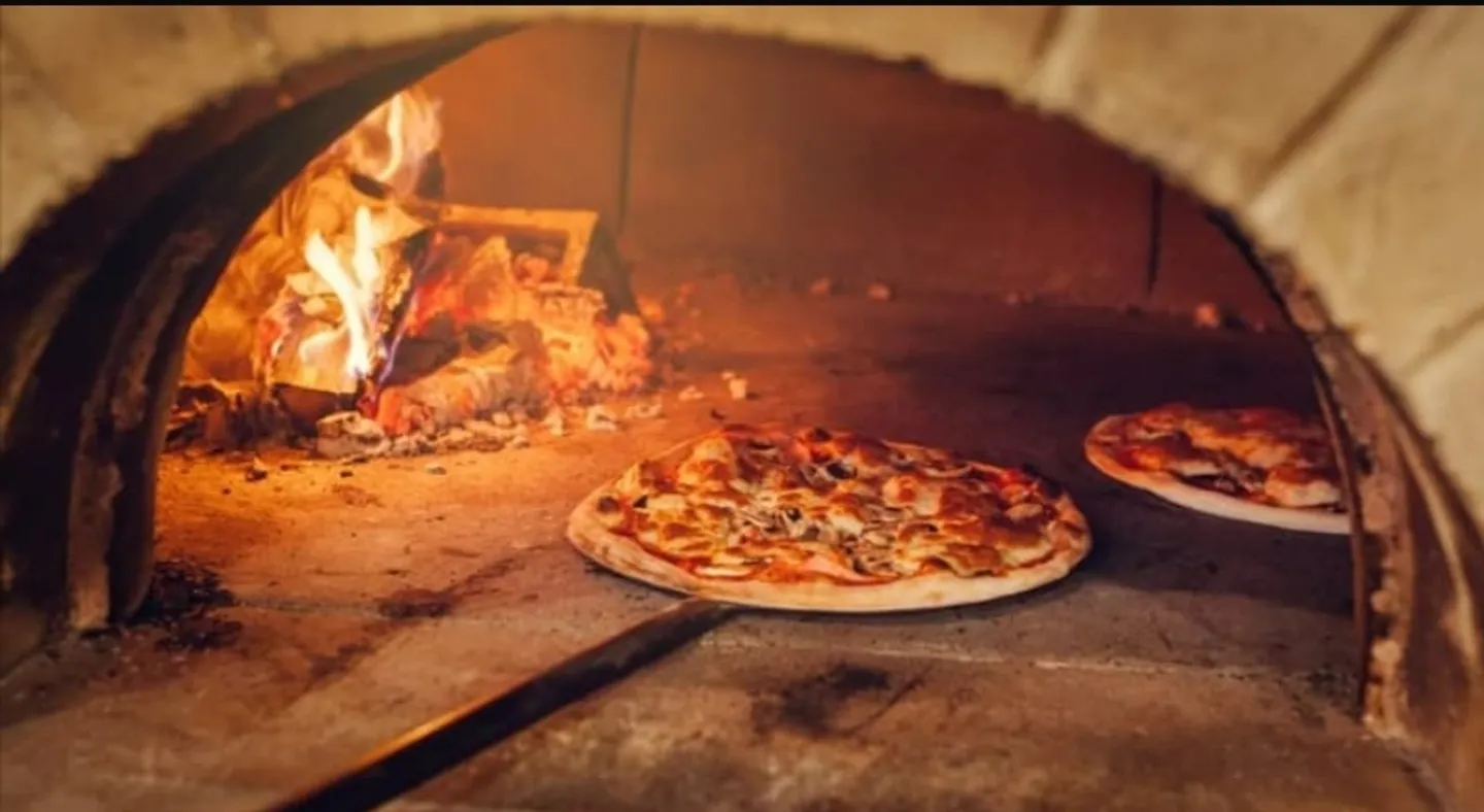 Mischgenutztes Gebäude mieten - Foto 2 von 2