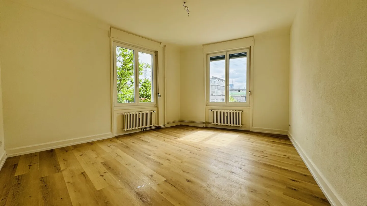 Belle penthouse de 2 pièces presque neuve (w9) avec balcon, machine à laver, cave, 5ème étage (sans ascenseur) - Photo 7 sur 8