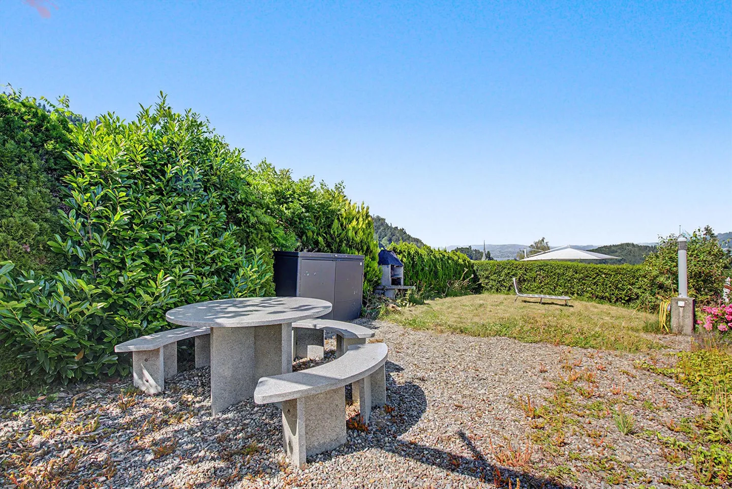 Aussergewöhnliche Maisonette mit Aussicht - Foto 7 von 8