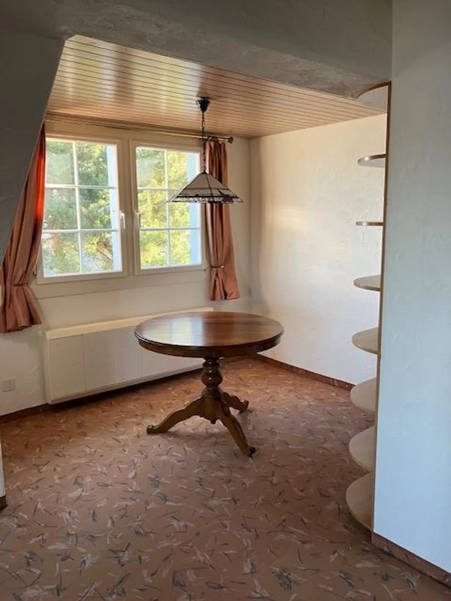 Appartamento mansardato in edificio storico - Foto 4 di 13