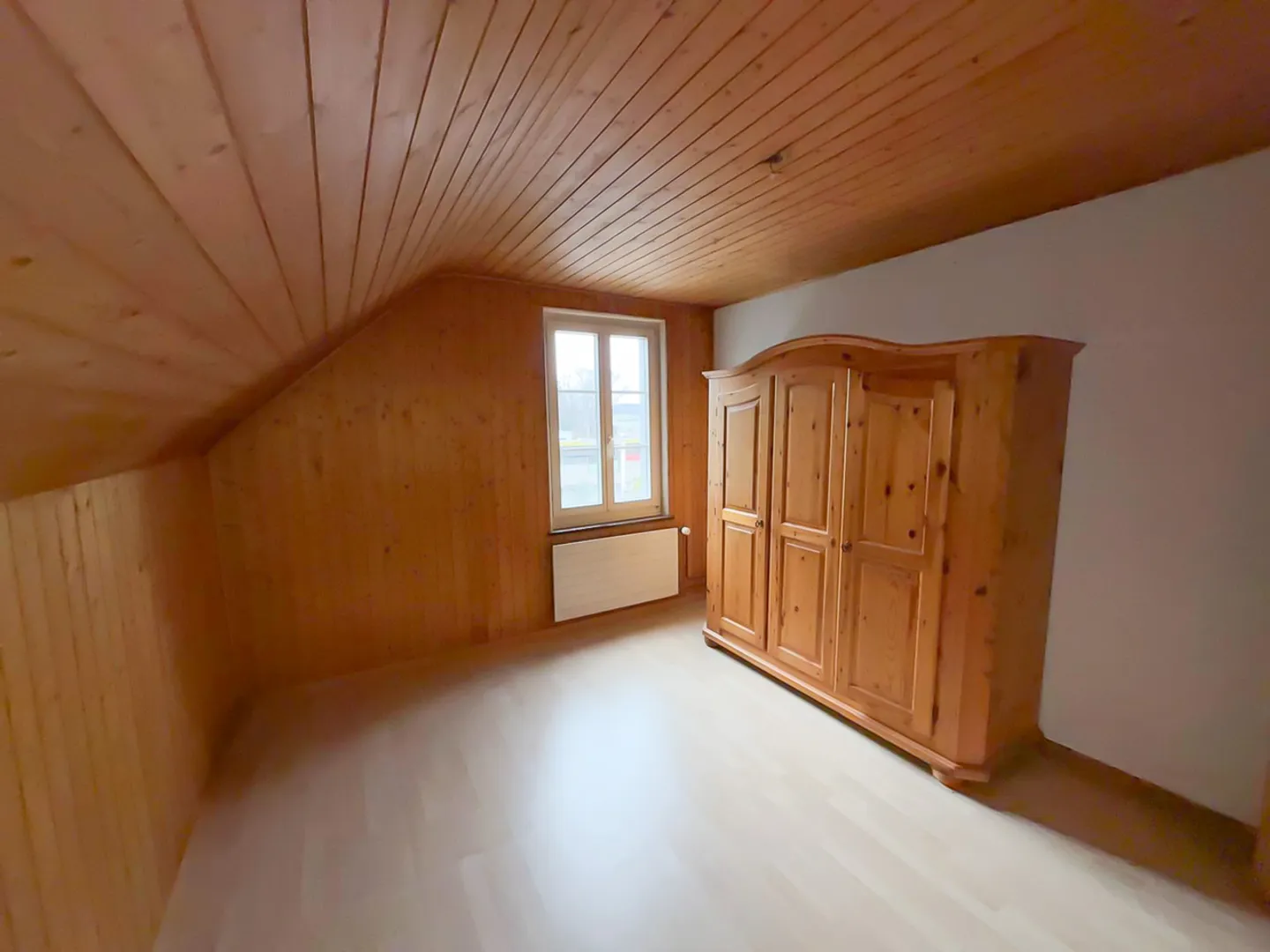 «Charmantes 4.5-Zimmer-Einfamilienhaus mit sonniger Südwest-Ausrichtung» - Foto 6 von 14