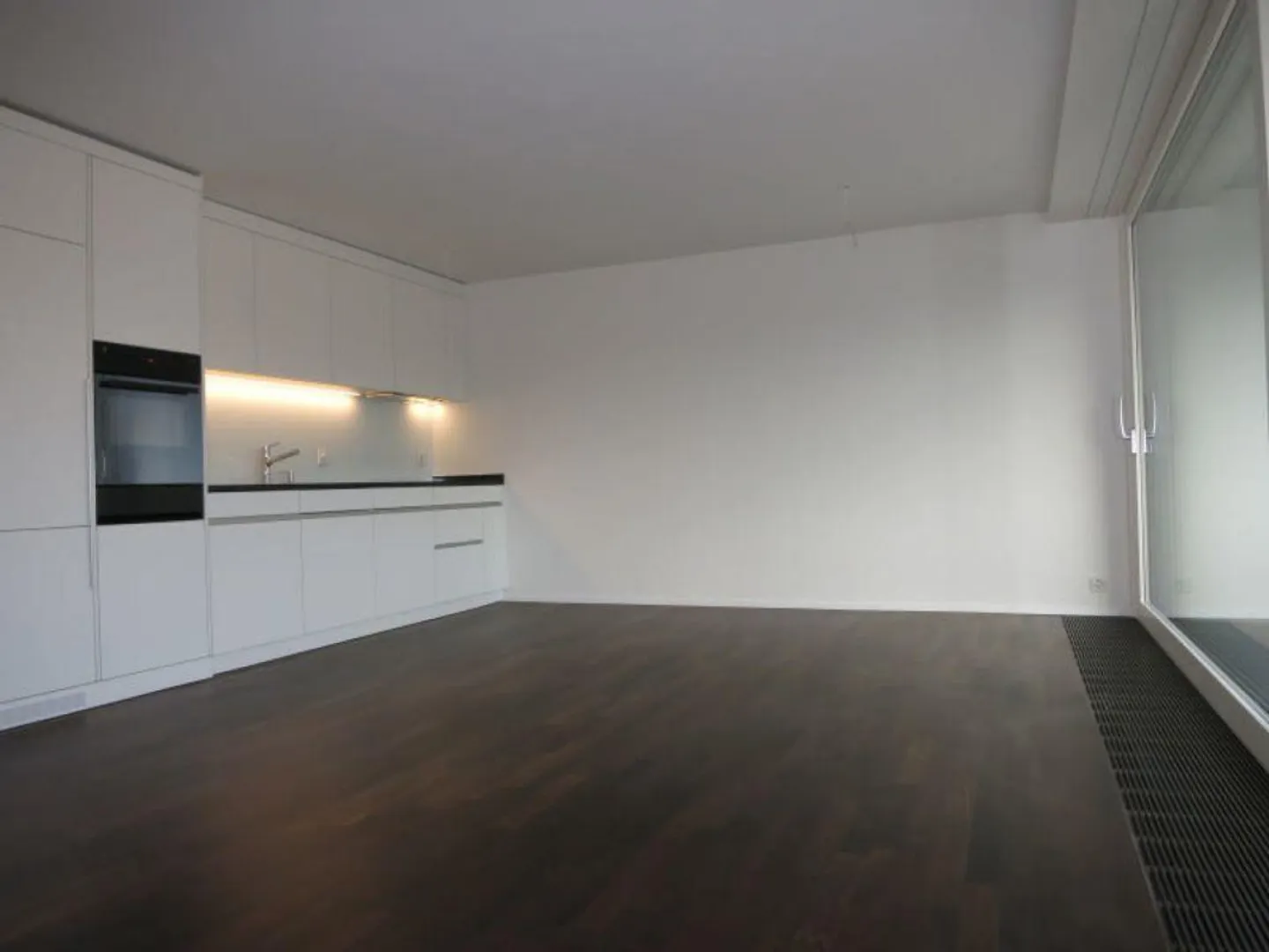 Bright 4.5-room apartment in a privileged location in Brugg - Photo 2 of 6