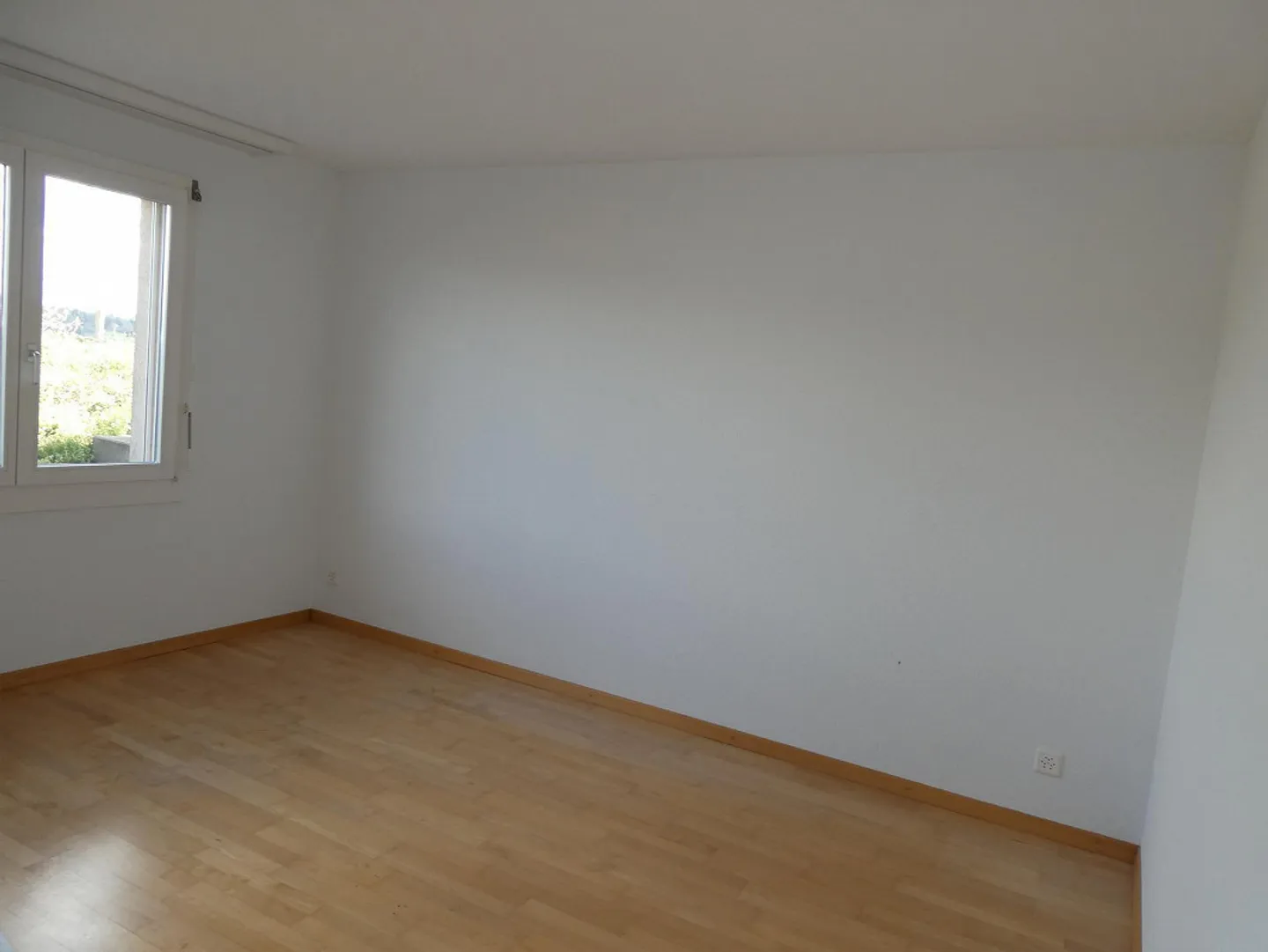 Maison individuelle de 6 1/2 pièces dans un emplacement avec vue dégagée - Photo 24 sur 28