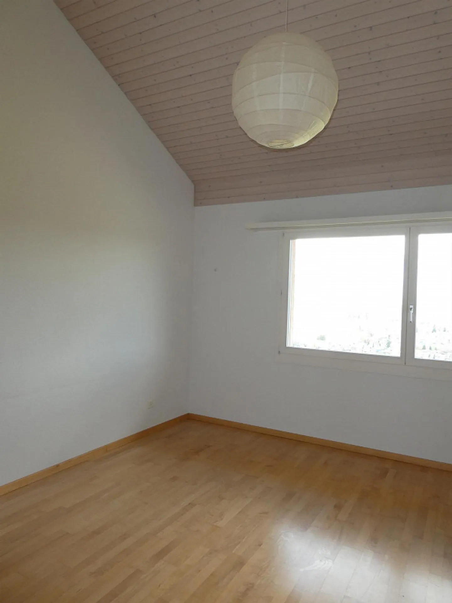 Maison individuelle de 6 1/2 pièces dans un emplacement avec vue dégagée - Photo 14 sur 28