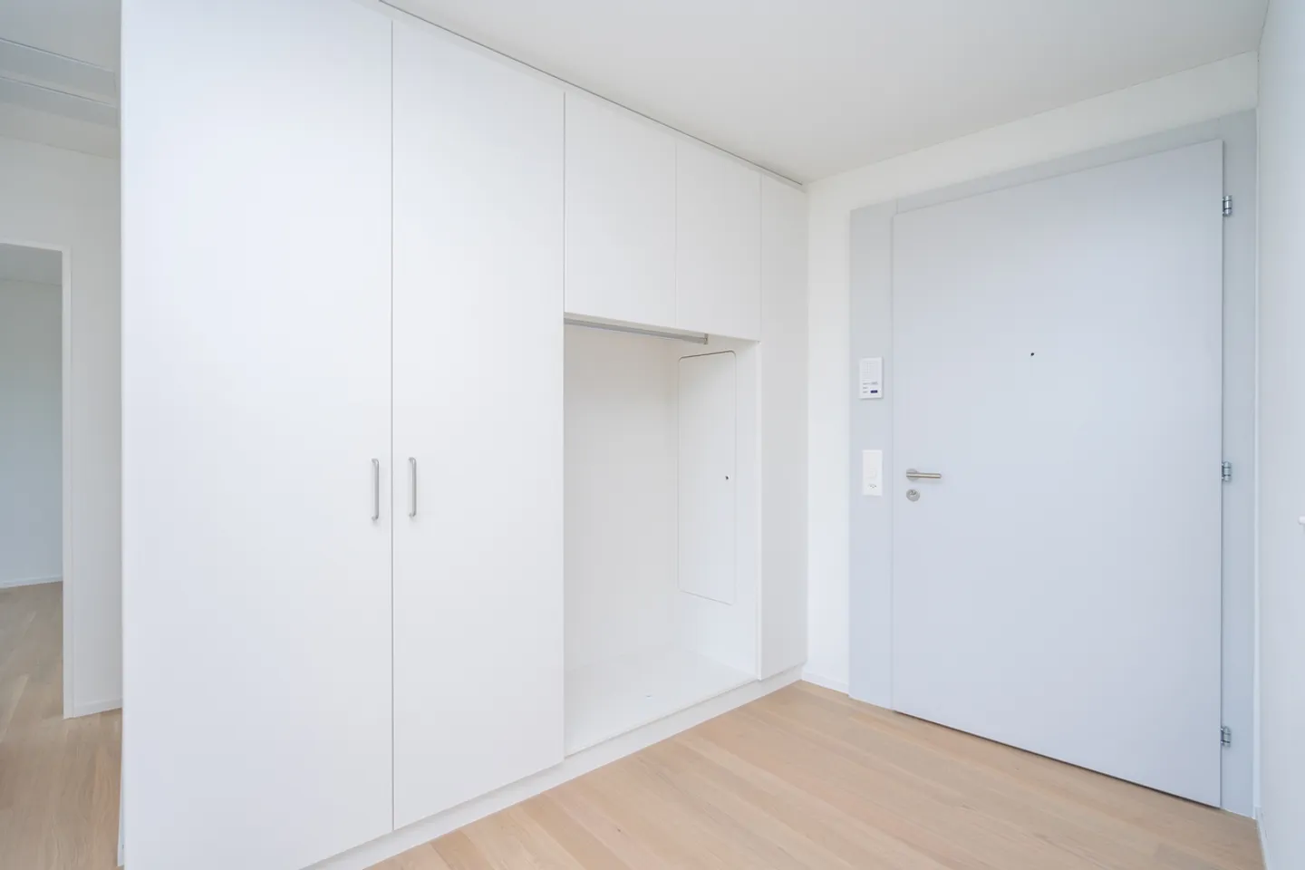 3.5 Room Apartment - Photo 5 of 11