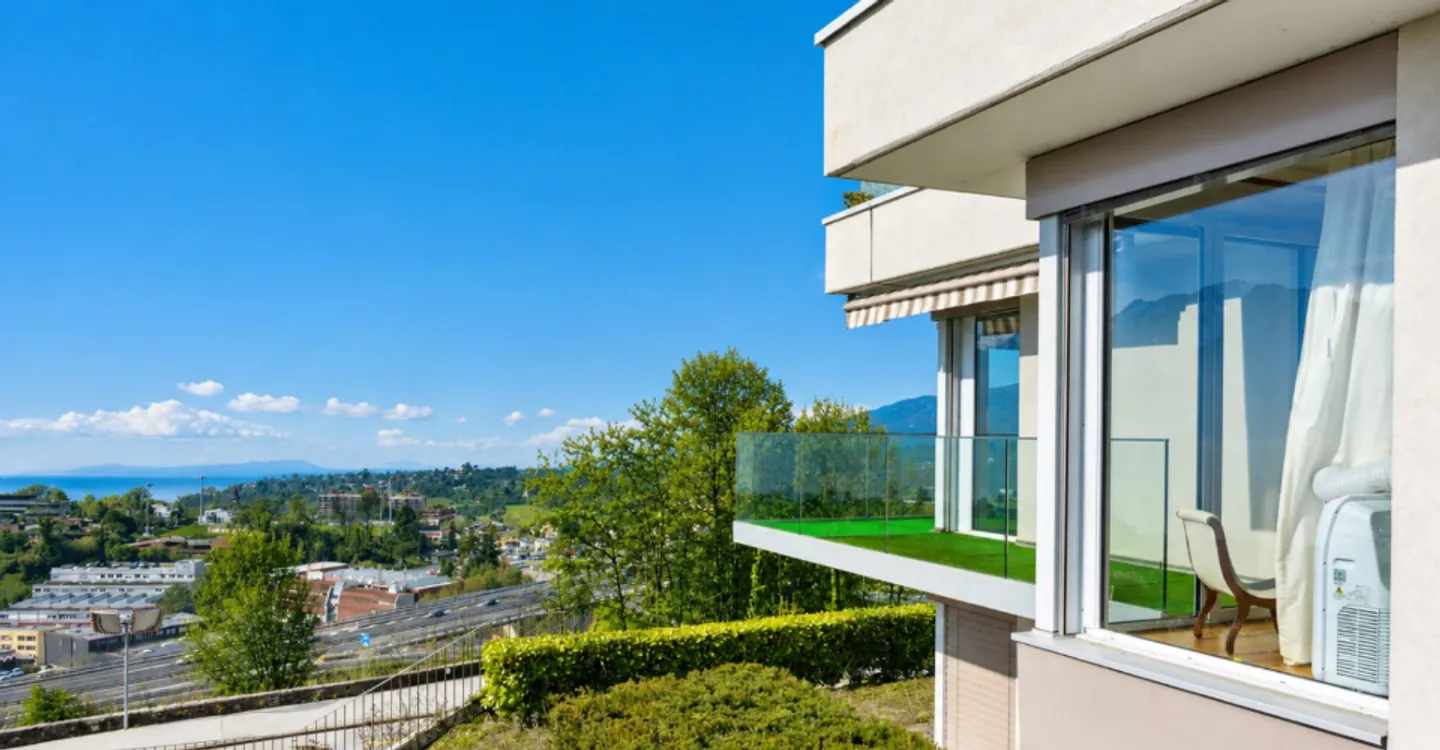 Appartement avec vue lac et sauna - Photo 3 sur 13