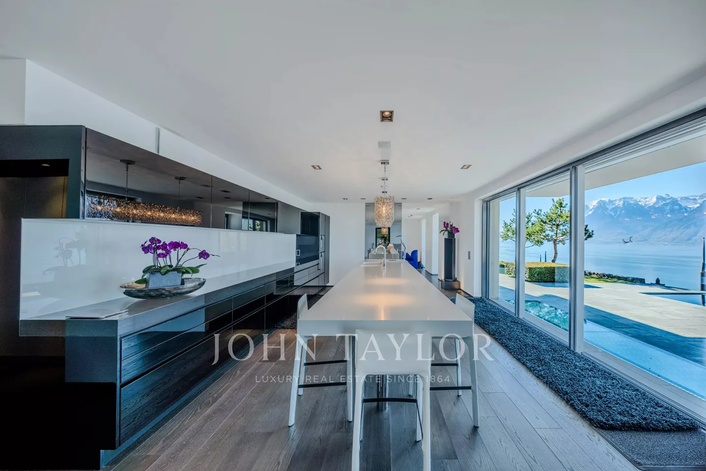 Probably one of the most exclusive locations in Lavaux - Photo 3 of 17