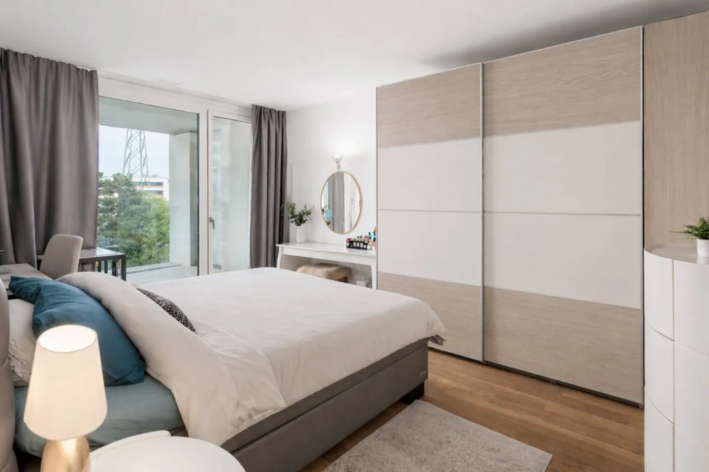 Stylish apartment with breathtaking view - Photo 7 of 8