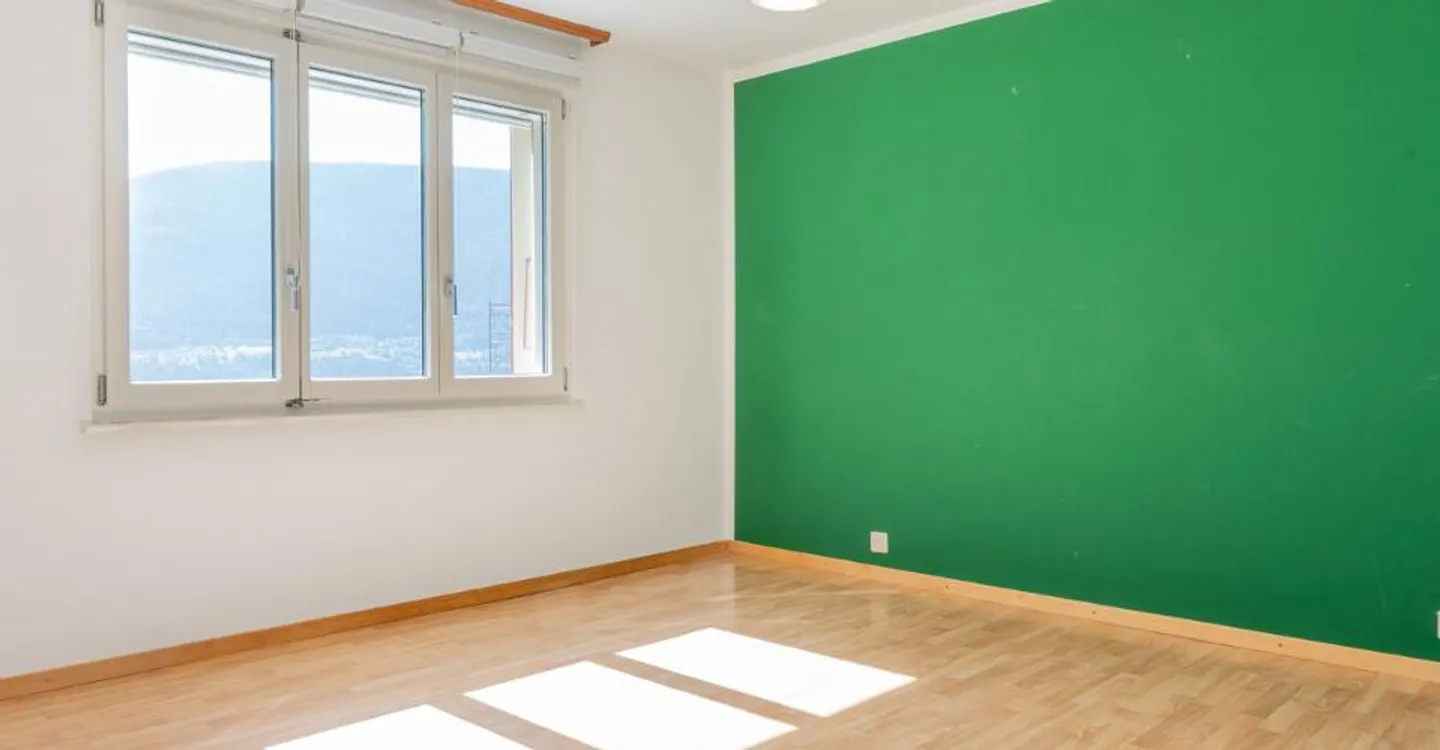 Casa unifamiliare ben tenuta con appartamento separato e molto potenziale - Foto 10 di 12