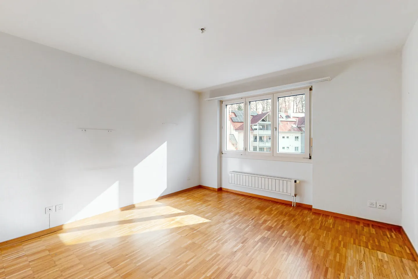 Casa incantevole con area giardino privata! - Foto 2 di 10