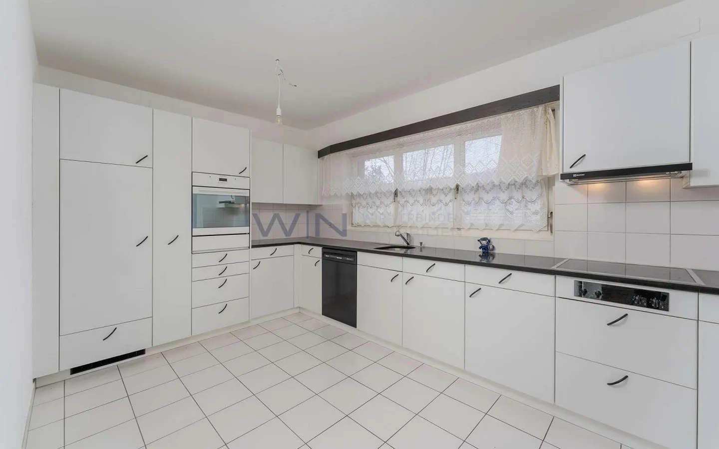 Charmantes Familienhaus mit Potenzial - Foto 4 von 13