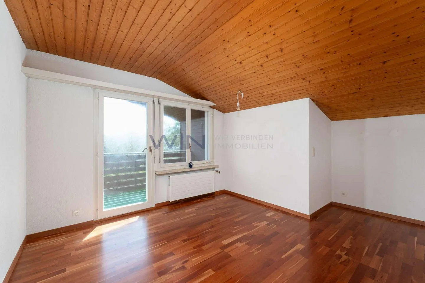 Charmantes Familienhaus mit Potenzial - Foto 6 von 13