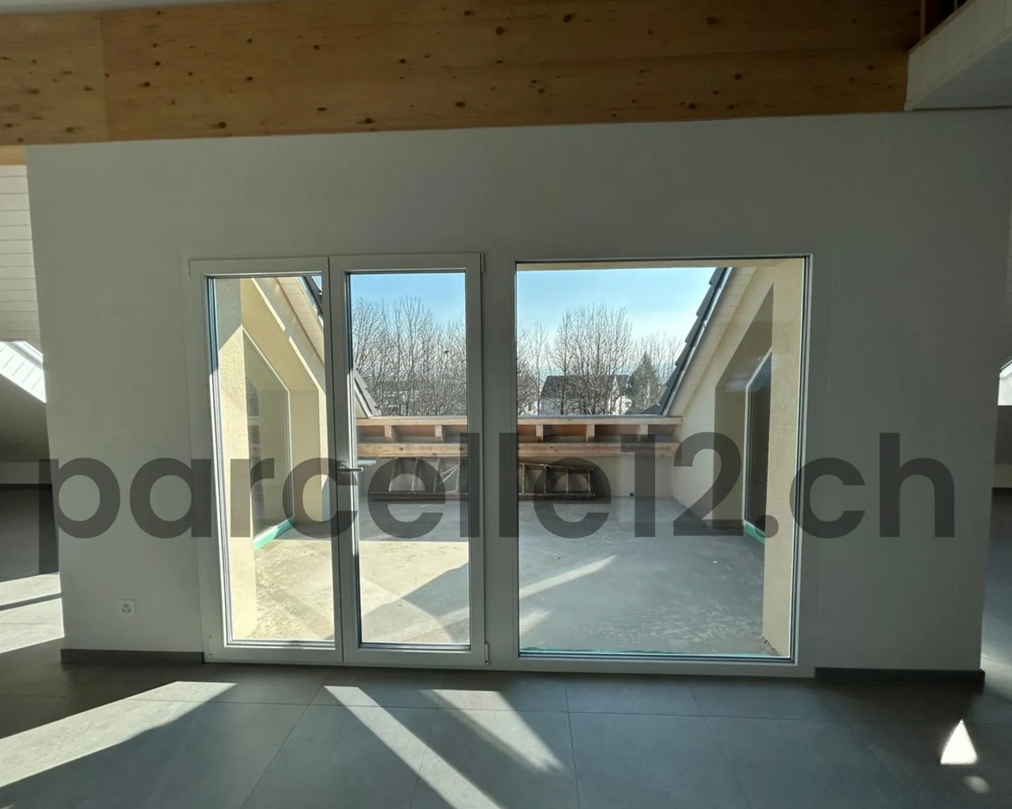 Edificio ad uso misto in affitto - Foto 2 di 11