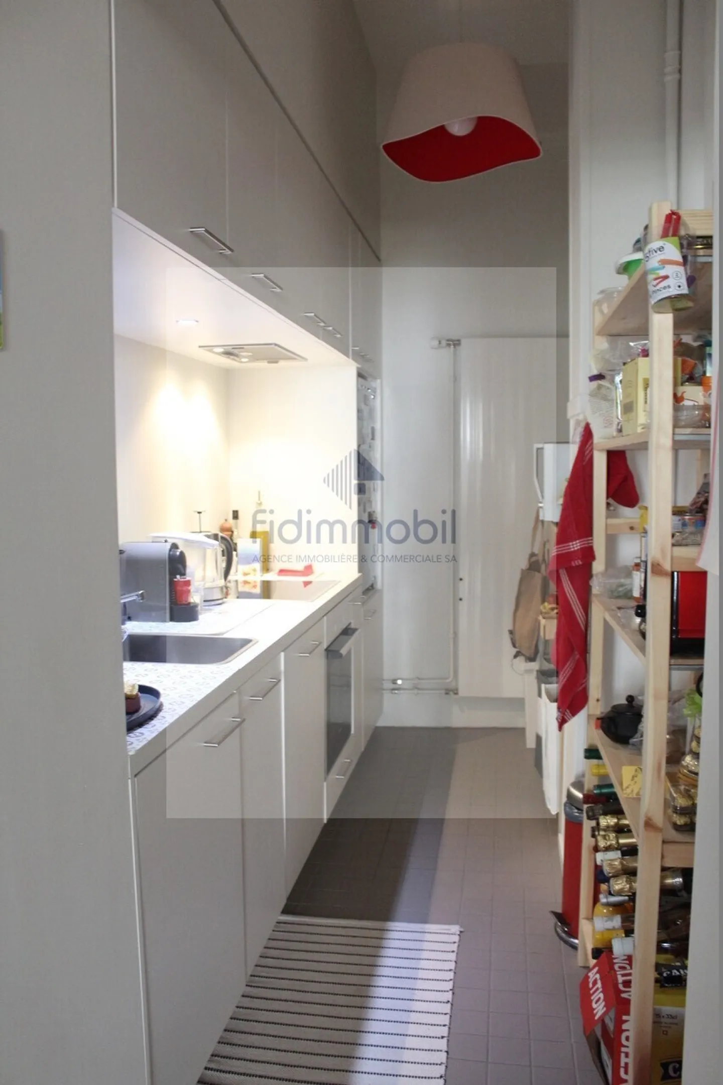 GROßE 2.5 ZIMMER IM STADTZENTRUM - Foto 2 von 4